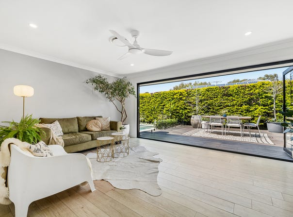 56 Jubilee Avenue, Forest Lake, Qld 4078