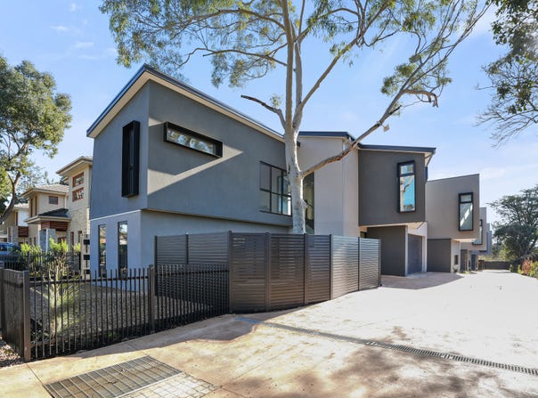8 Lemon Tree Lane, Greensborough, Vic 3088