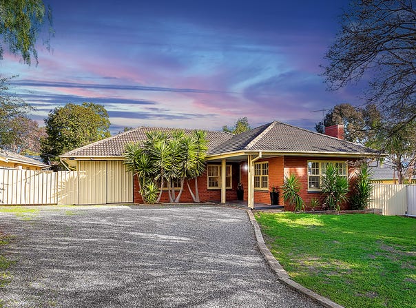 15 Birt Avenue, Salisbury Heights, SA 5109