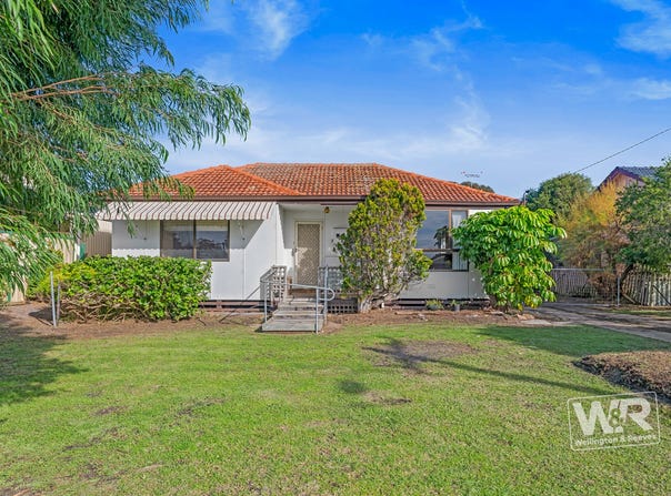 11 Dickson Street, Spencer Park, WA 6330