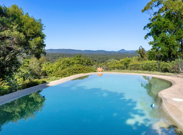 14 Pacific View Drive, Tinbeerwah, Qld 4563