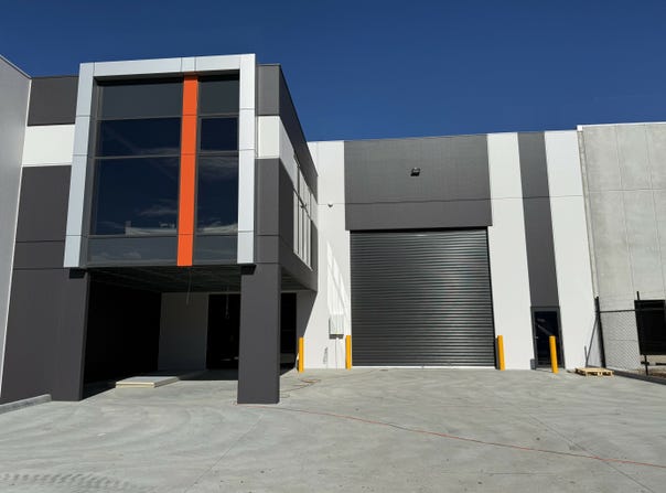 13 Sant Ct, Ravenhall, Vic 3023