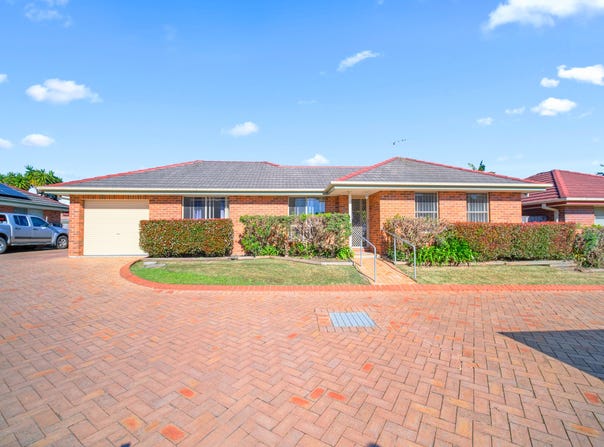 15/17 Gleneon Drive, Forster, NSW 2428