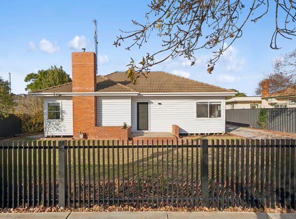5 Dunkirk Avenue, Shepparton, Vic 3630