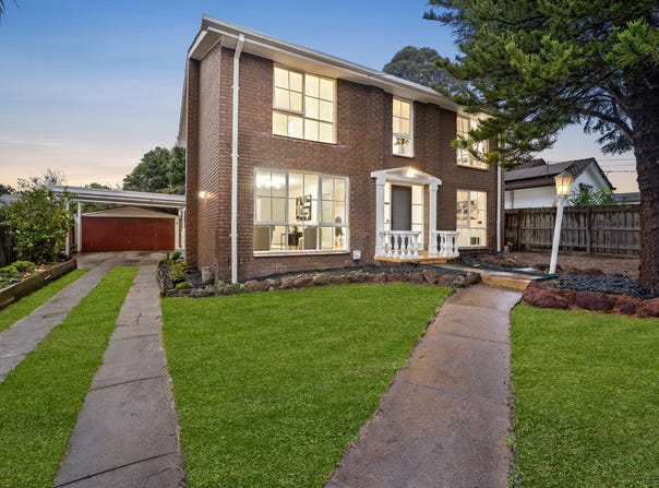 114 Brandon Park Drive, Wheelers Hill, Vic 3150