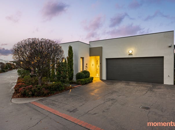 8/3 Charles Place, Gordon, ACT 2906
