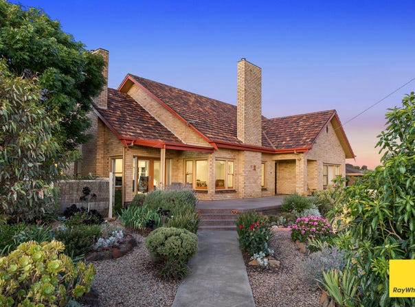 61 Simpsons Road, Eaglehawk, Vic 3556