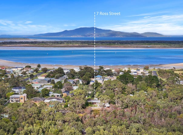 7 Ross St, Port Welshpool, Vic 3965