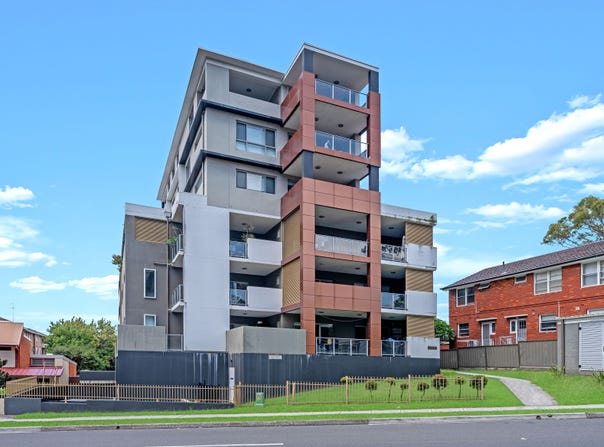 9/4 St Georges Parade, Hurstville, NSW 2220