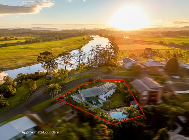 17 Ritchie Cresent, Taree, NSW 2430