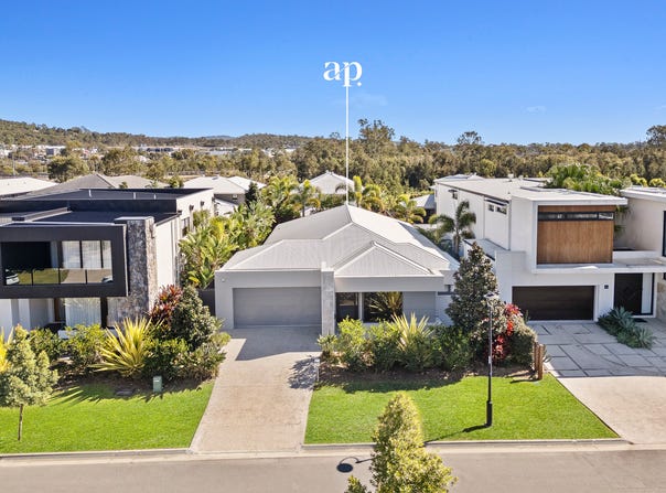 14 Clover Way, Helensvale, Qld 4212