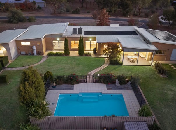 2 Leslie Place, Junortoun, Vic 3551