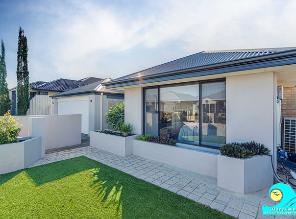 11 Munert Street, Yanchep, WA 6035