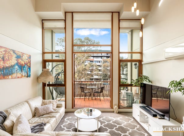 30/18 Captain Cook Crescent, Griffith, ACT 2603