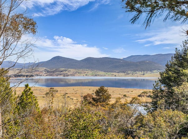 39 Jerrara Drive, East Jindabyne, NSW 2627