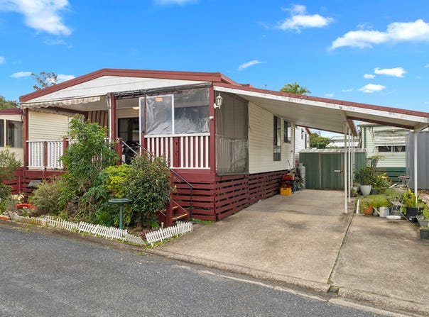 2 River Road, Urunga, NSW 2455