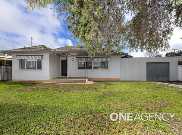 212 BOURKE STREET, Tolland, NSW 2650