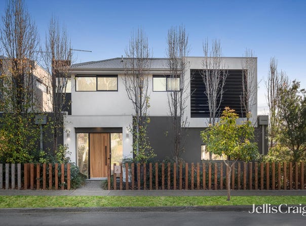 4 Ross Street, Newport, Vic 3015