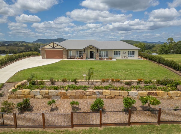 15 Jacana Place, Winya, Qld 4515