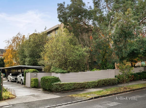 11/11 Bishop Street, Box Hill, Vic 3128