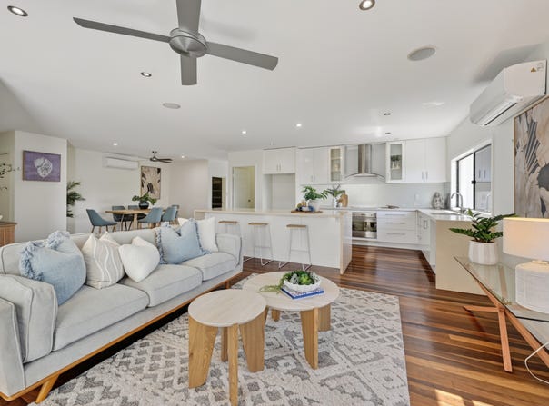 33 Beach Oak Drive, Mount Low, Qld 4818