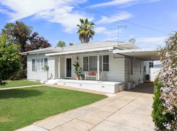 32 Ceduna Street, Mount Austin, NSW 2650