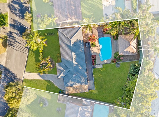 8  Berringa Court, Ashmore, Qld 4214
