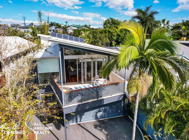 151 Macrossan Avenue, Norman Park, Qld 4170