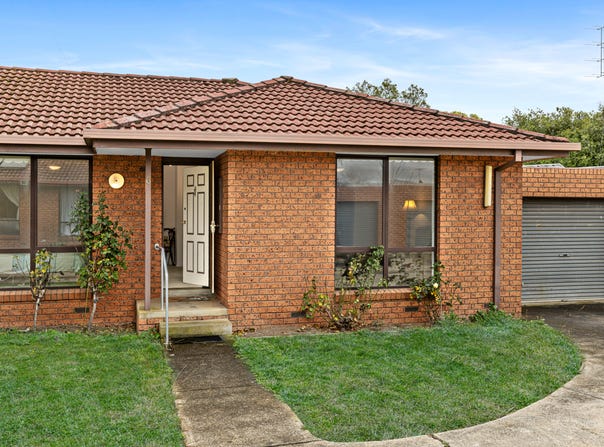 6/4 Wall Street, Sebastopol, Vic 3356