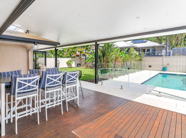 19 Zebrina Street, Redlynch, Qld 4870