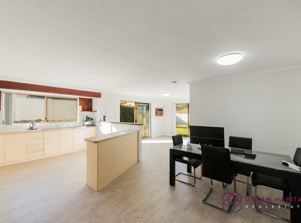 30 Tunnicliffe Street, Parmelia, WA 6167