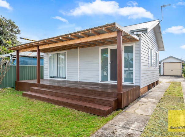 65 Nelson Street, Umina Beach, NSW 2257