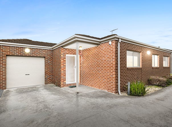 2/64 George Street, St Albans, Vic 3021