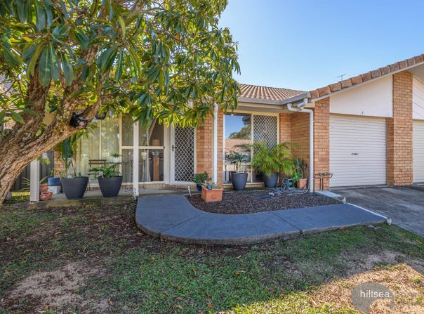 5/137 Olsen Avenue, Labrador, Qld 4215