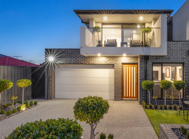 2 Benghazi Avenue, Ashburton, Vic 3147