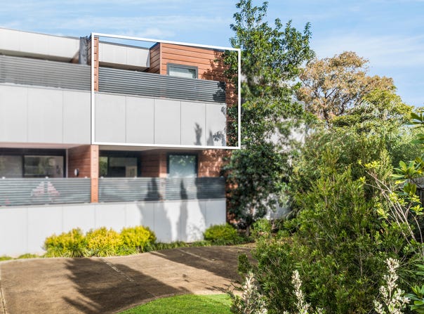 15/102 Colac Road, Highton, Vic 3216