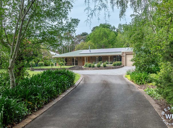 24 Bernhardt Crescent, Hahndorf, SA 5245