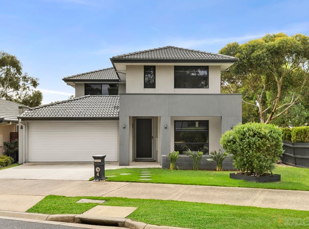 4 Barrington Chase, Sandhurst, Vic 3977
