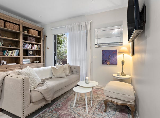 10/220 Barkly Street, St Kilda, Vic 3182
