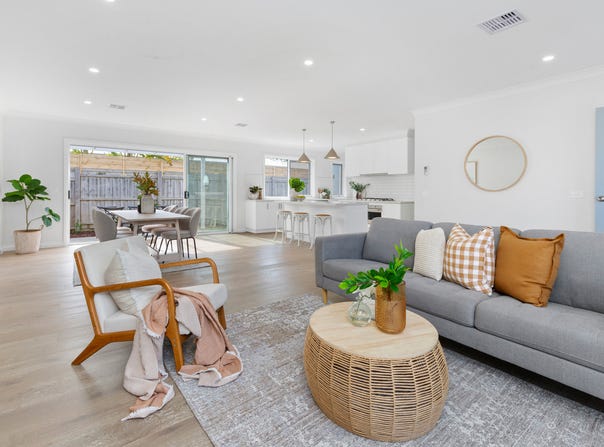 2/12 Coonara Avenue, Mount Eliza, Vic 3930