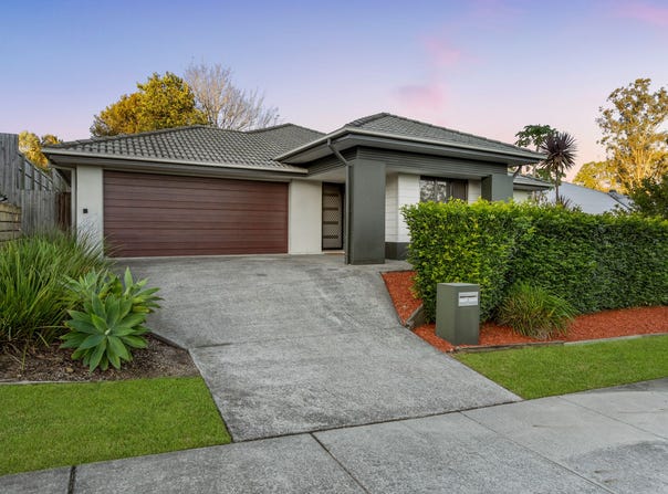 19 Clarence Avenue, Springfield, Qld 4300
