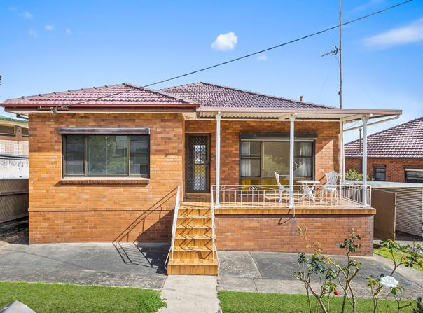 61 Robertson Street, Port Kembla, NSW 2505