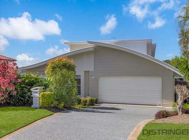 10 Mourne Terrace, Banora Point, NSW 2486