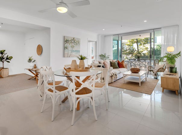 1111/33 T E Peters Drive, Broadbeach Waters, Qld 4218