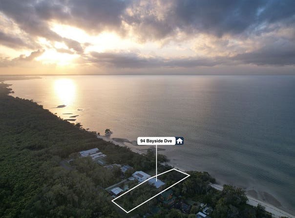 94 Bayside Drive, Beachmere, Qld 4510