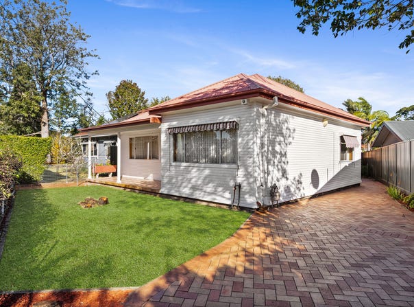 159 Memorial Avenue, Ettalong Beach, NSW 2257