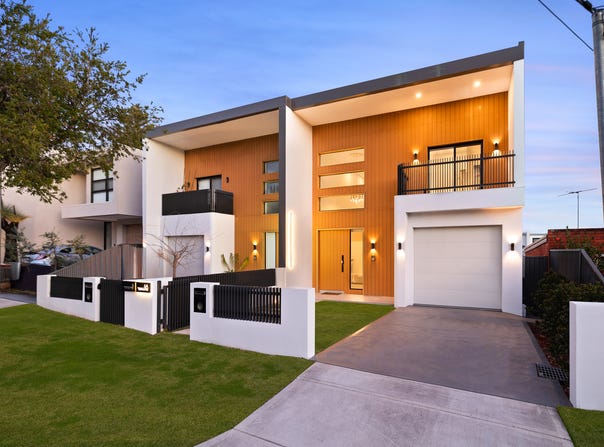 6A Kathleen Parade, Picnic Point, NSW 2213