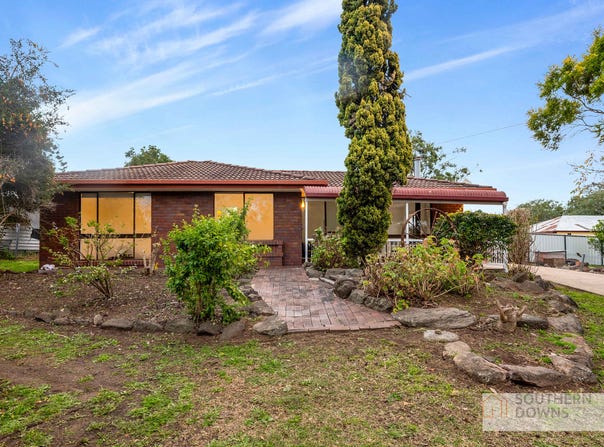 50 Pine Street, Killarney, Qld 4373