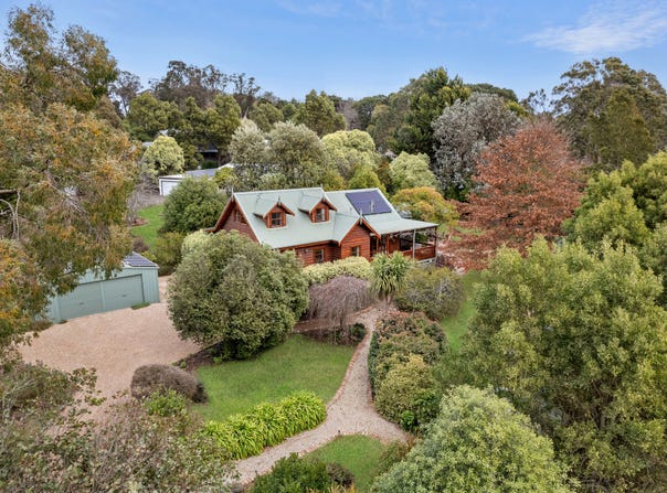 10 Beves Lane, Woodend, Vic 3442