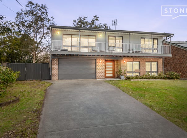 4 Raymond Street, Tacoma South, NSW 2259